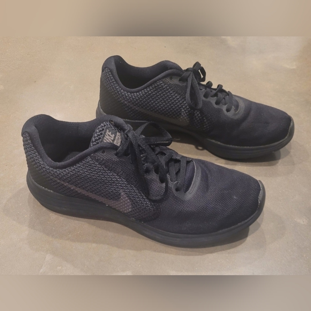 Nike shoes